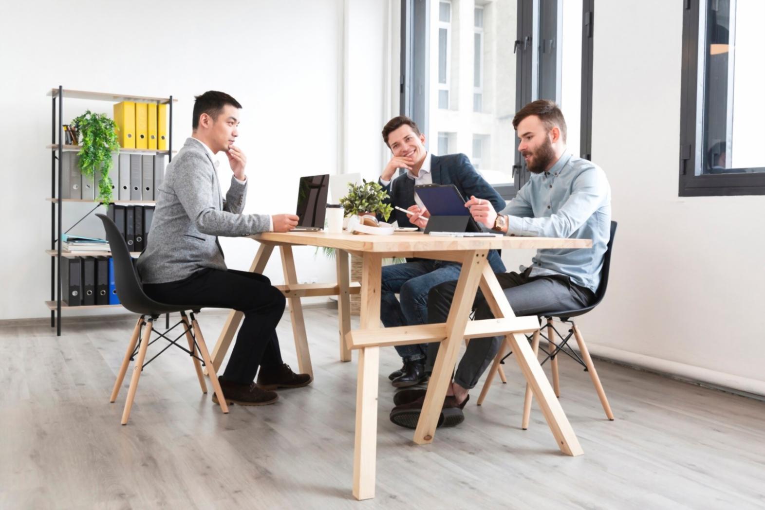 Espacio de trabajo colaborativo donde desarrollamos nuestros primeros programas educativos